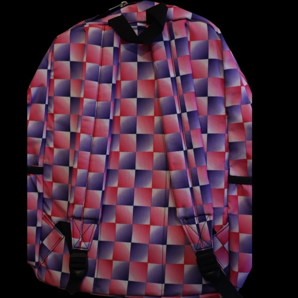 New Checked Design Trendy Modern Multiple Zipper Backpack, Size XL - Picture 4 of 10